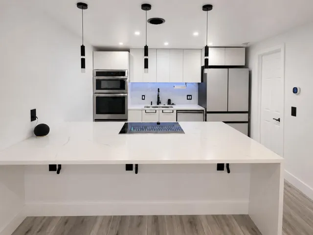Eat in Kitchen
