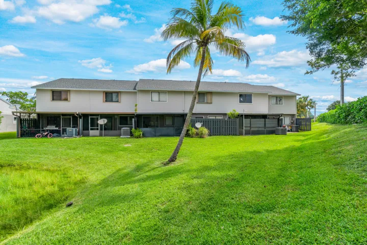 027-3703InletCircle-Greenacres-FL-33463-