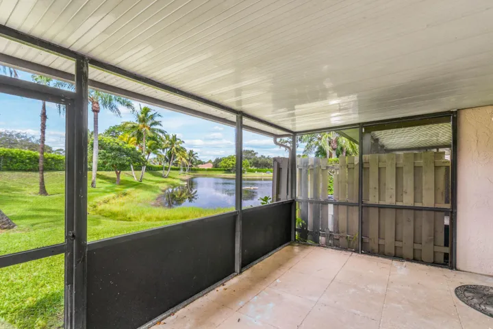024-3703InletCircle-Greenacres-FL-33463-
