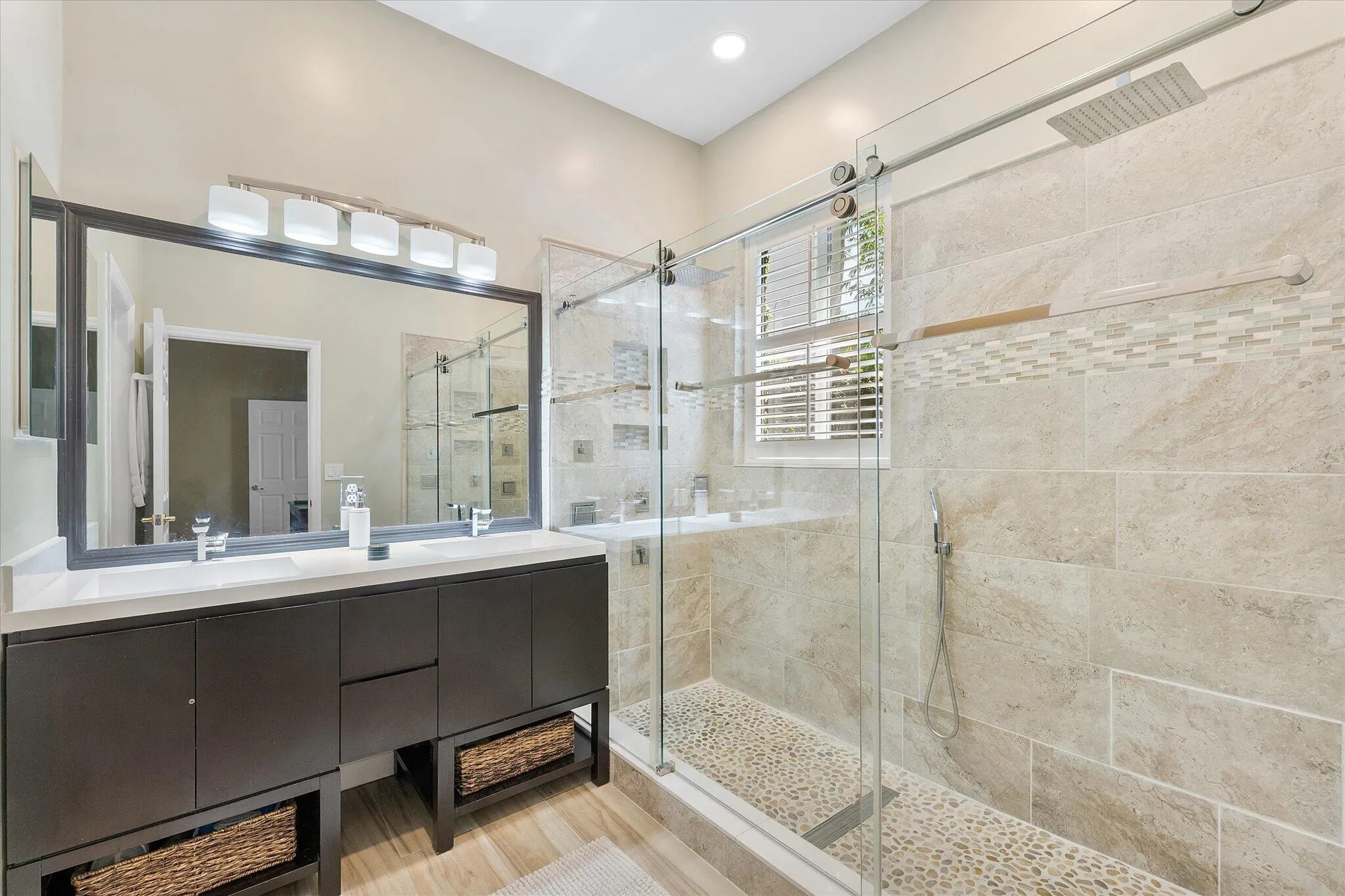 29-16007 Opan Creek Drive_029