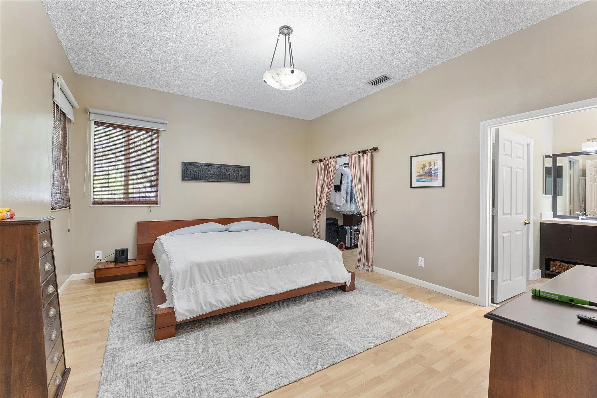 24-16007 Opan Creek Drive_024