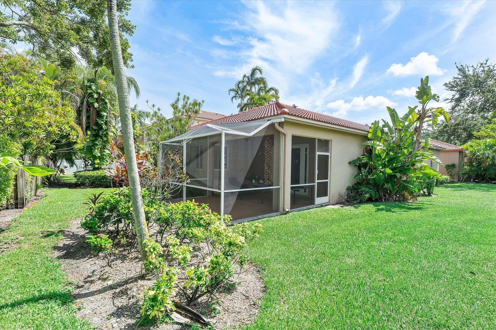 38-16007 Opan Creek Drive_038