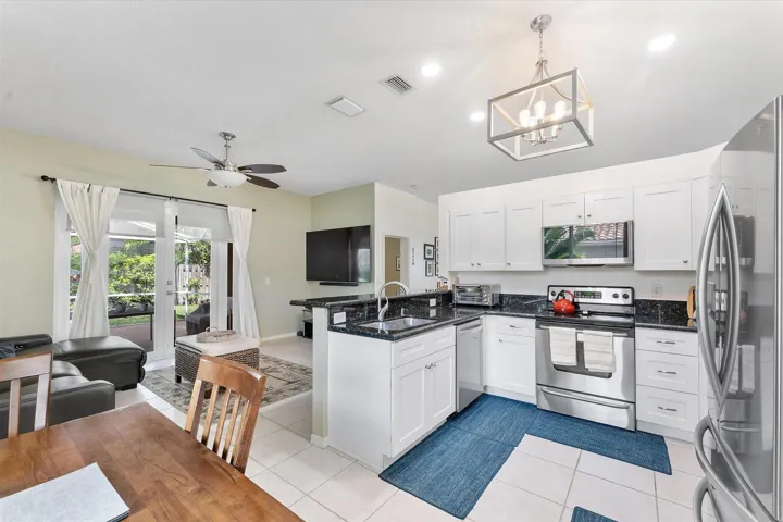 16-16007 Opan Creek Drive_016