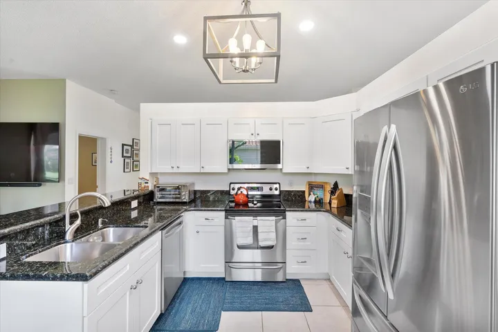 15-16007 Opan Creek Drive_015