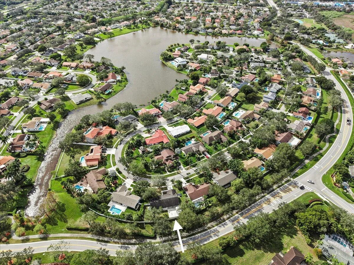 Neighborhood view.