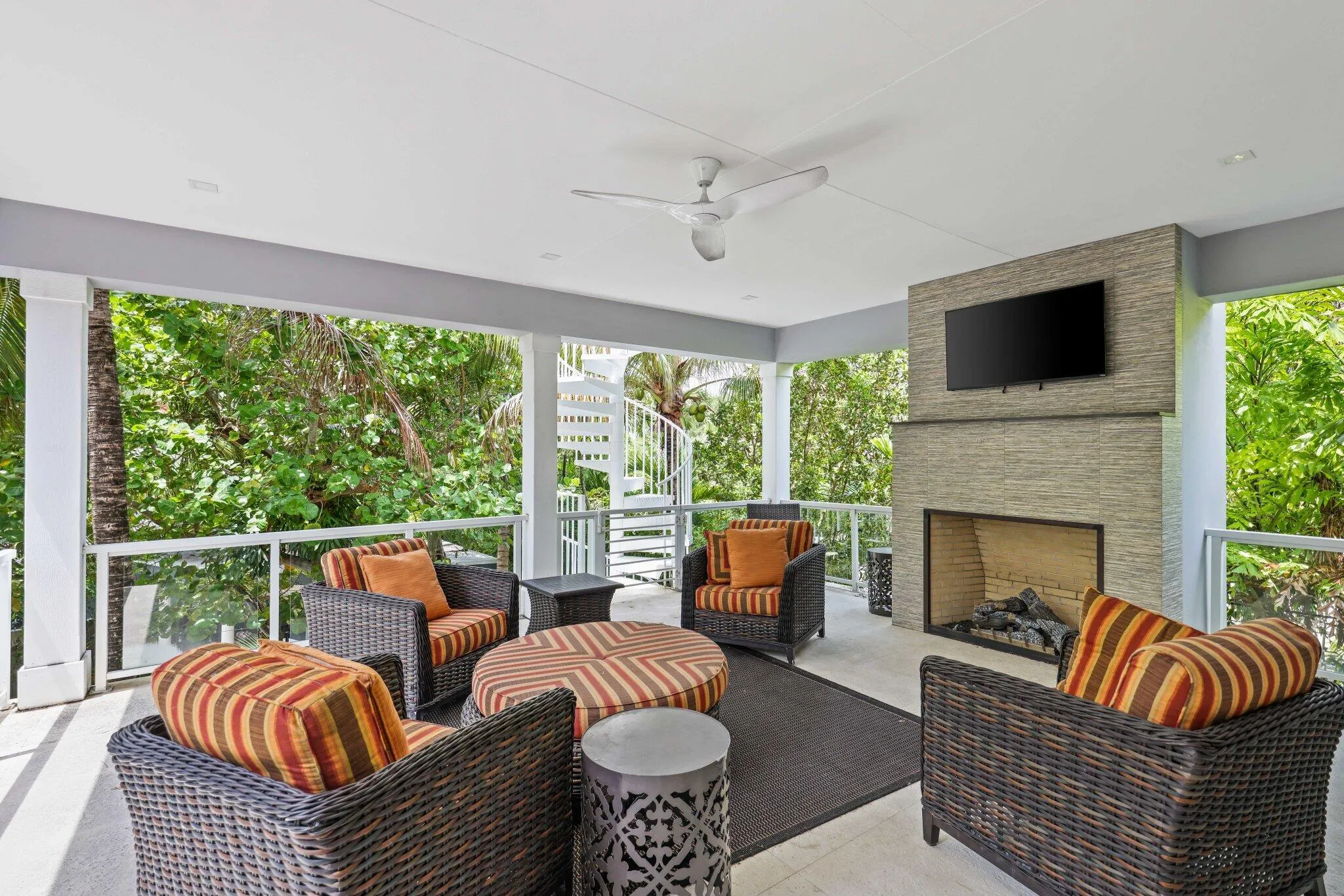 12 Sylvan Lane - 91.jpg-SMALL