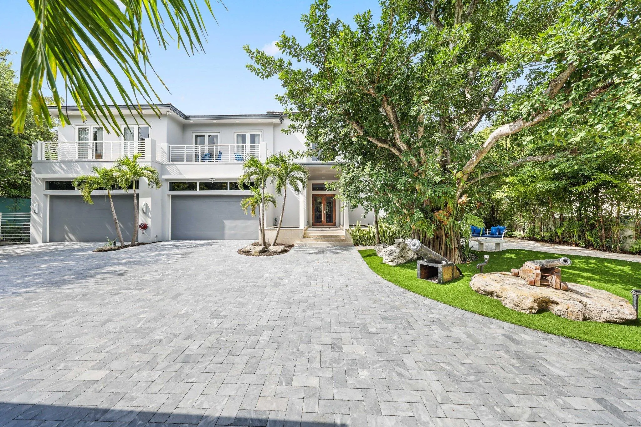 12 Sylvan Lane - 8.jpg-SMALL