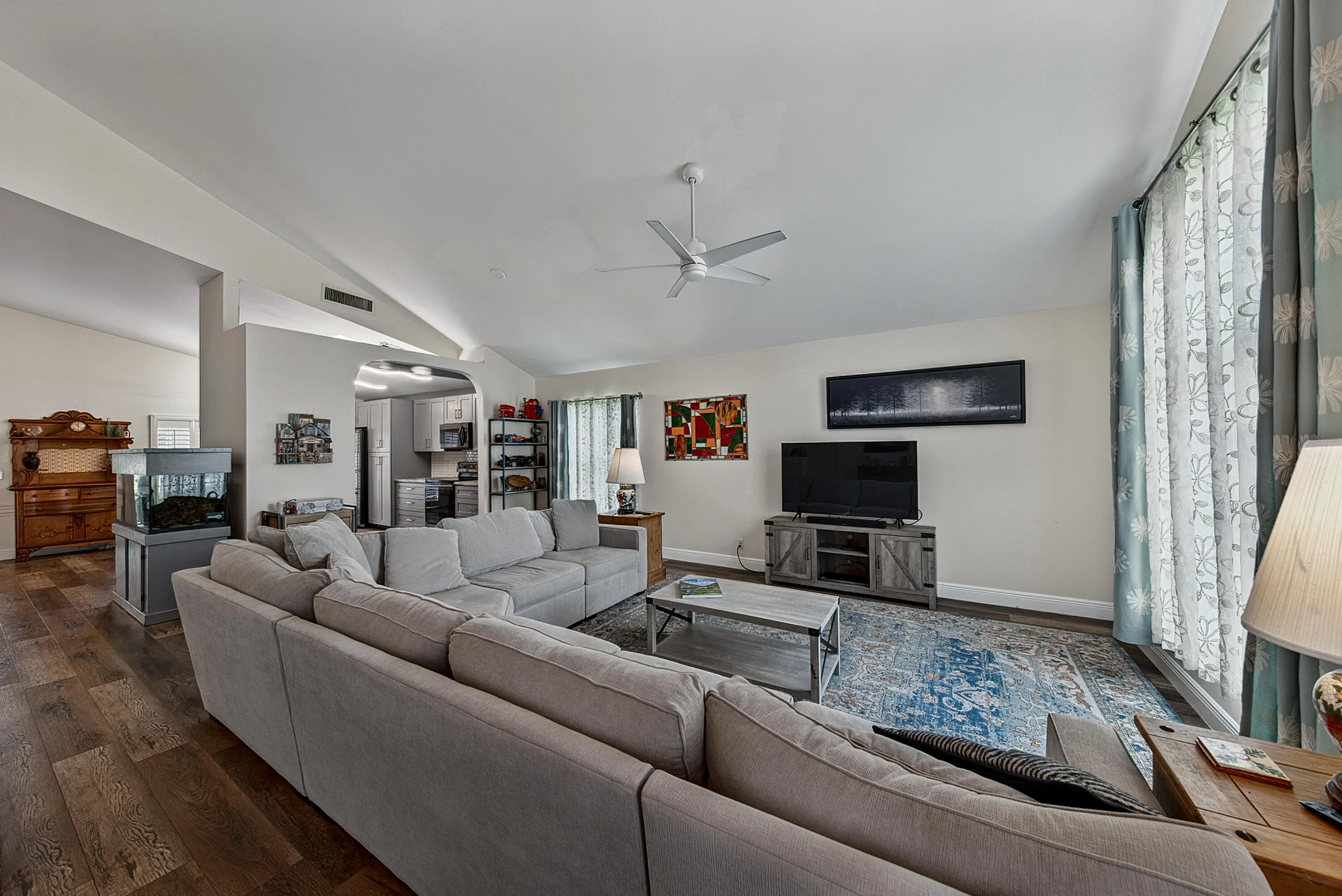 128 Hammock Dr (56)