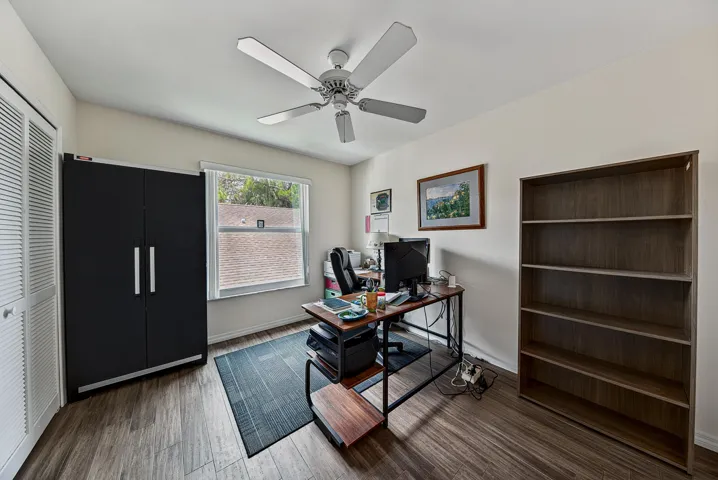 3rd bedroom used as home office