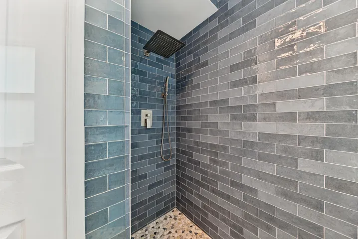 Oversized separate shower