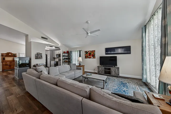 128 Hammock Dr (56)