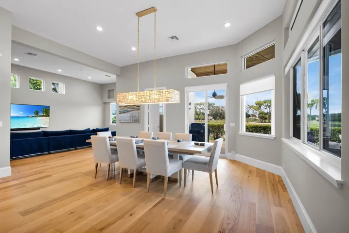 BEAUTIFUL WOOD FLOORING