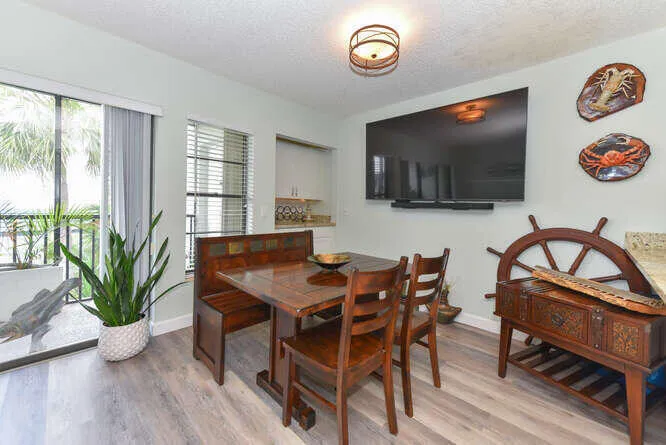 1605 US1 Unit 1 205 Jupiter FL-small-003