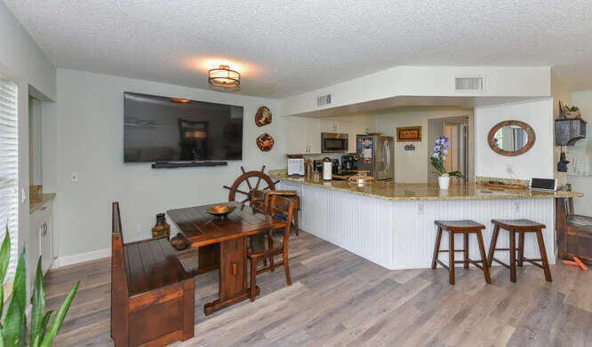 1605 US1 Unit 1 205 Jupiter FL-small-008