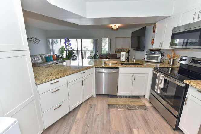 1605 US1 Unit 1 205 Jupiter FL-small-011