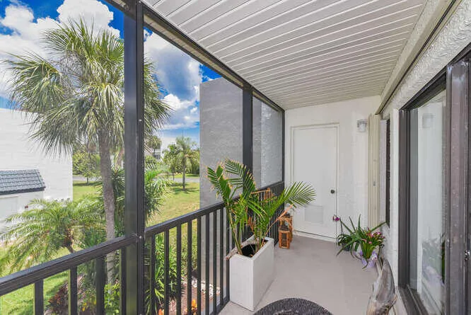 1605 US1 Unit 1 205 Jupiter FL-small-023