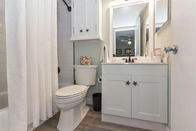 1605 US1 Unit 1 205 Jupiter FL-small-016