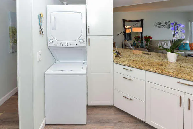 1605 US1 Unit 1 205 Jupiter FL-small-012