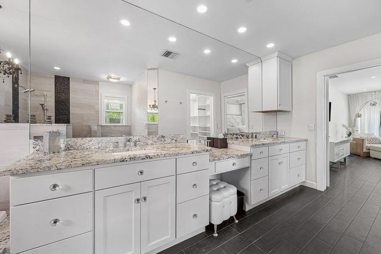 026-855BerkleyStreet-BocaRaton-FL-33487-