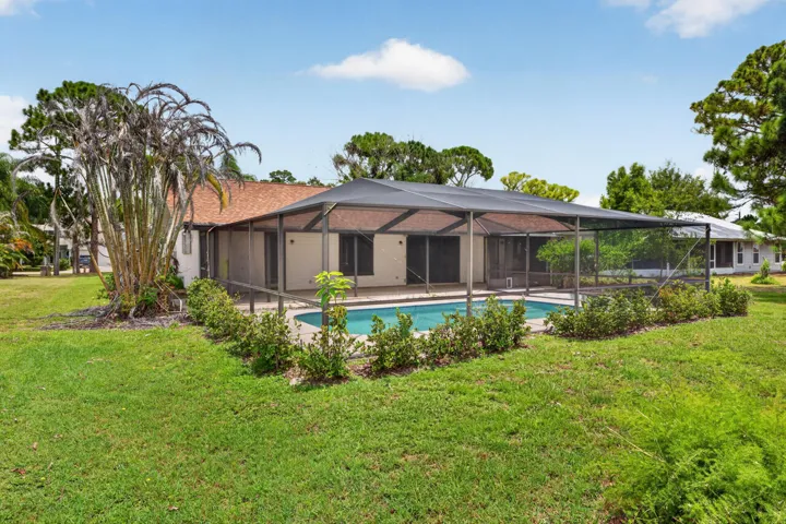 5803 Deer Run Dr-036
