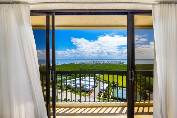 9500 S Ocean Drive #1910-4