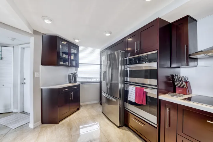 9500 S Ocean Drive #1910-10