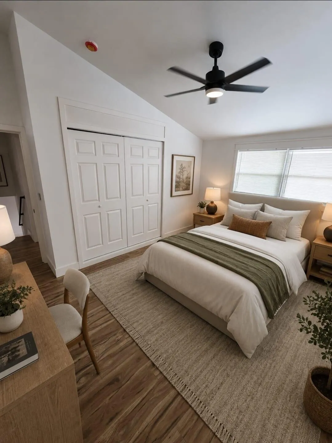 2nd bedroom