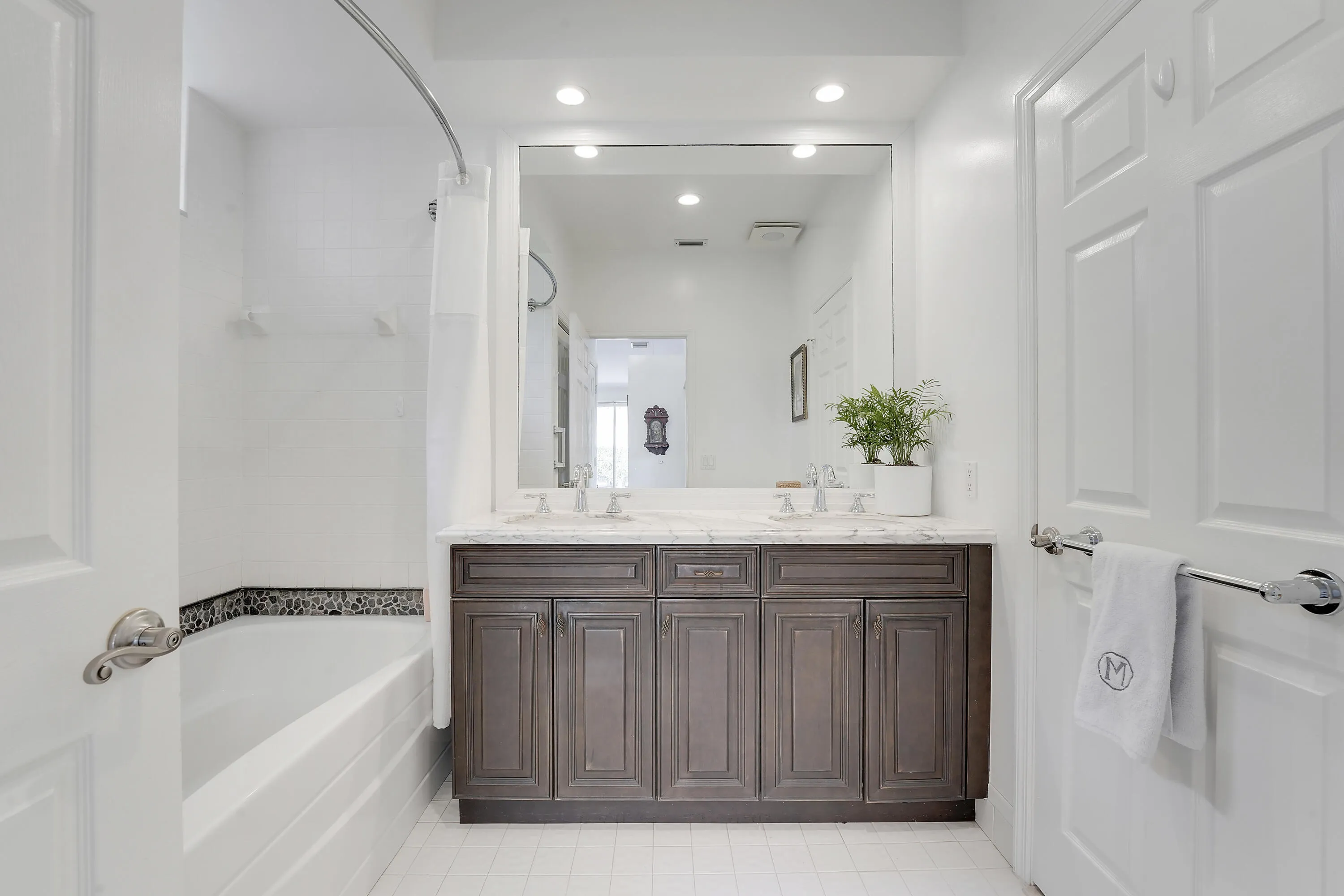 Updated 2nd Full Bath