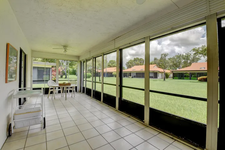 Spacious private screened patio