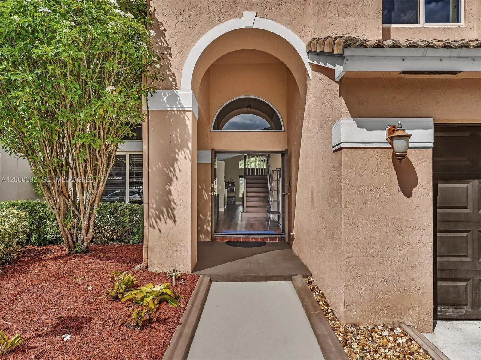 Double door entry - Impact doors