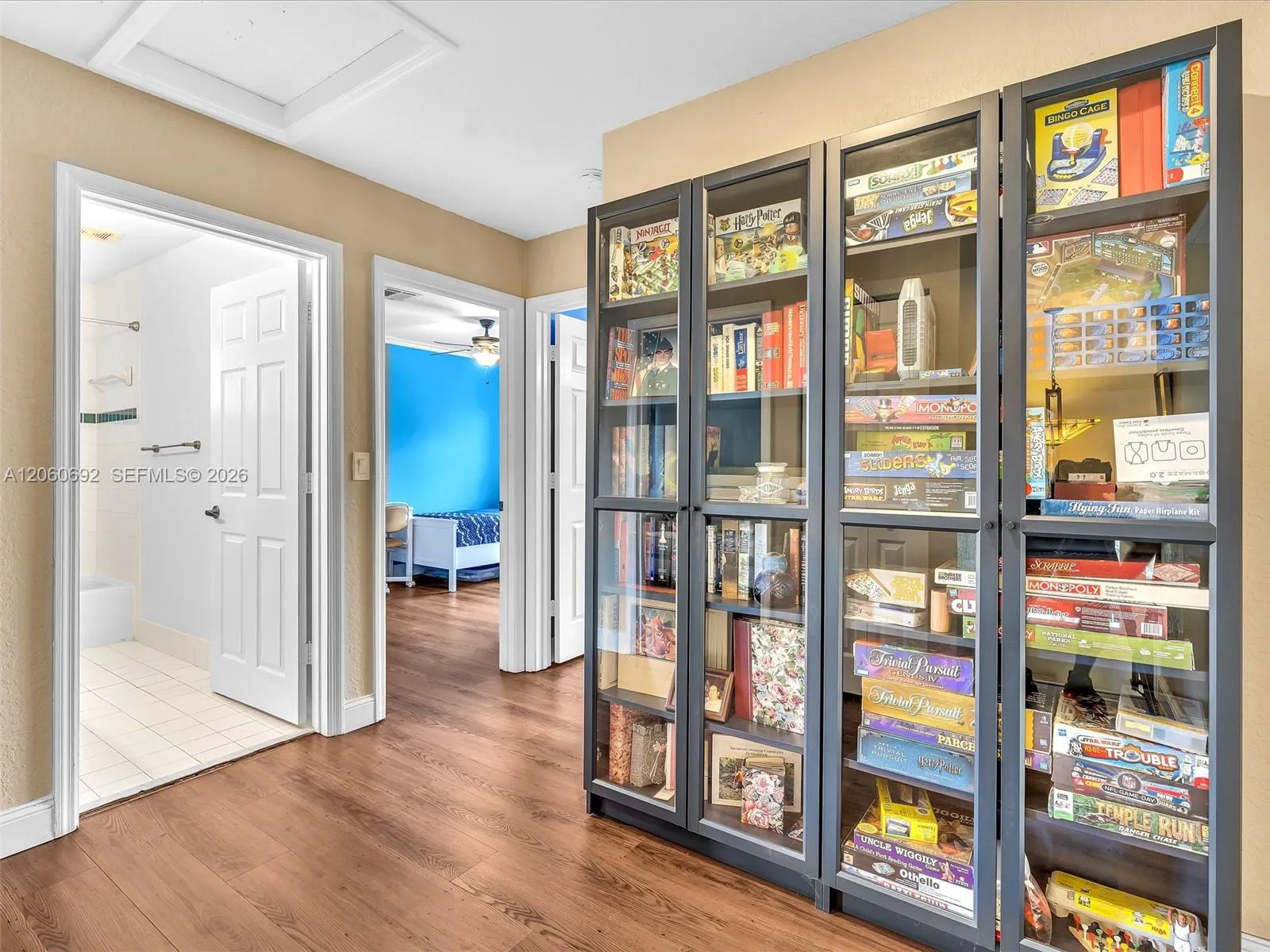 Loft area - perfect for bookshelves and storage