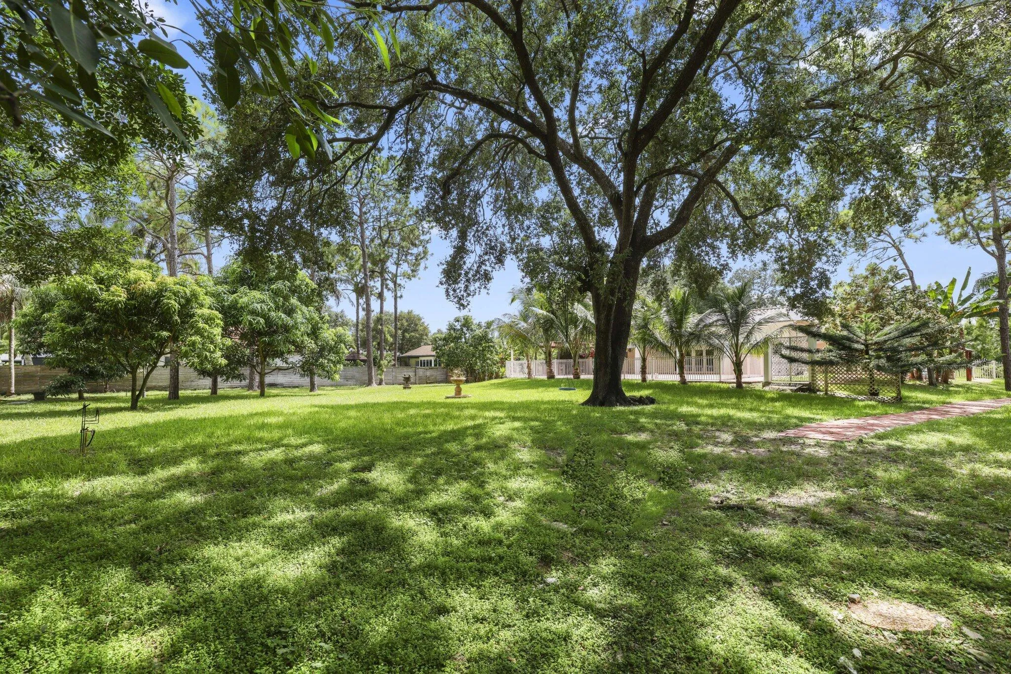 6344 NW 74th Terr - 35.jpg-SMALL