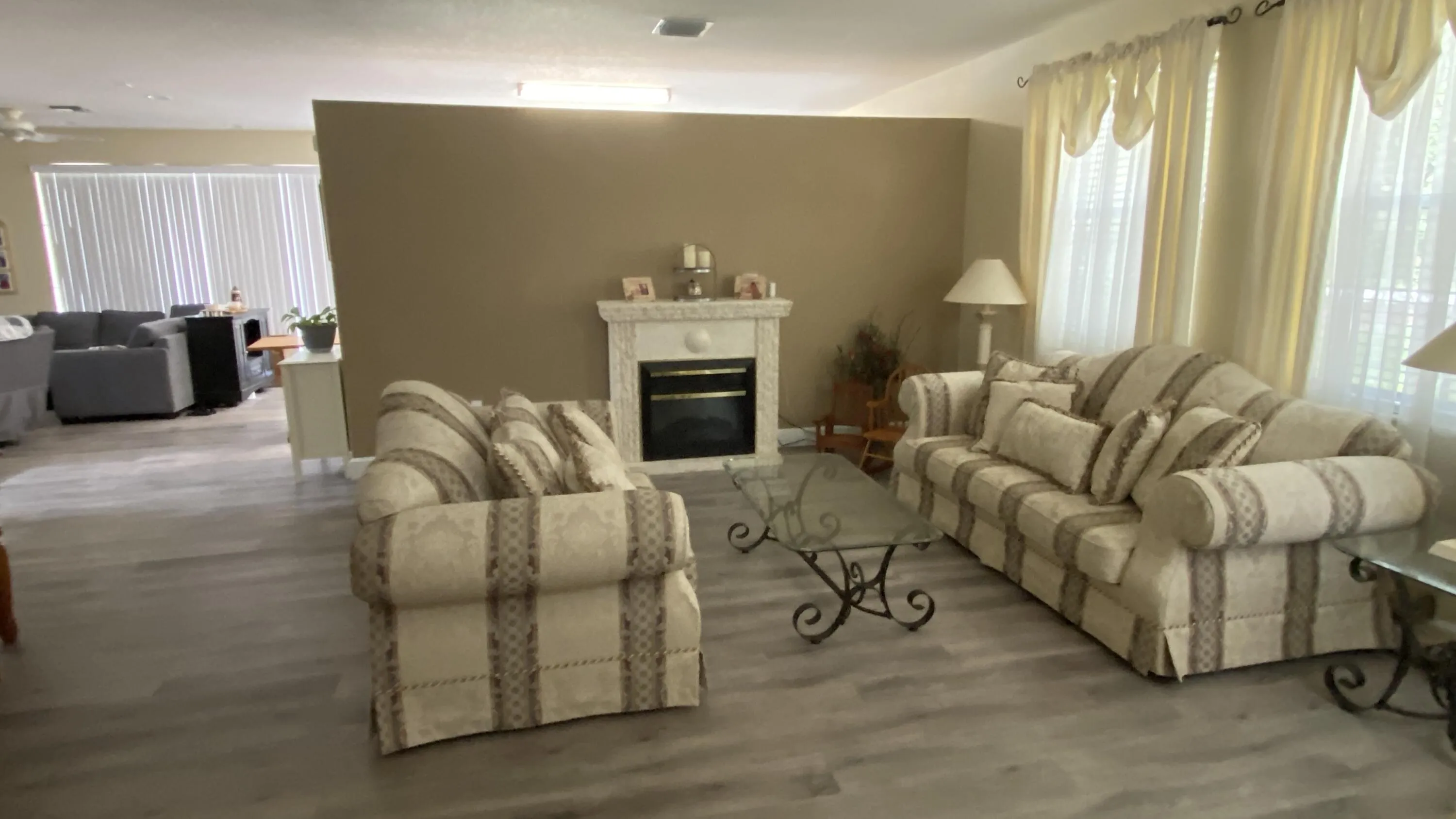 Living Room 4