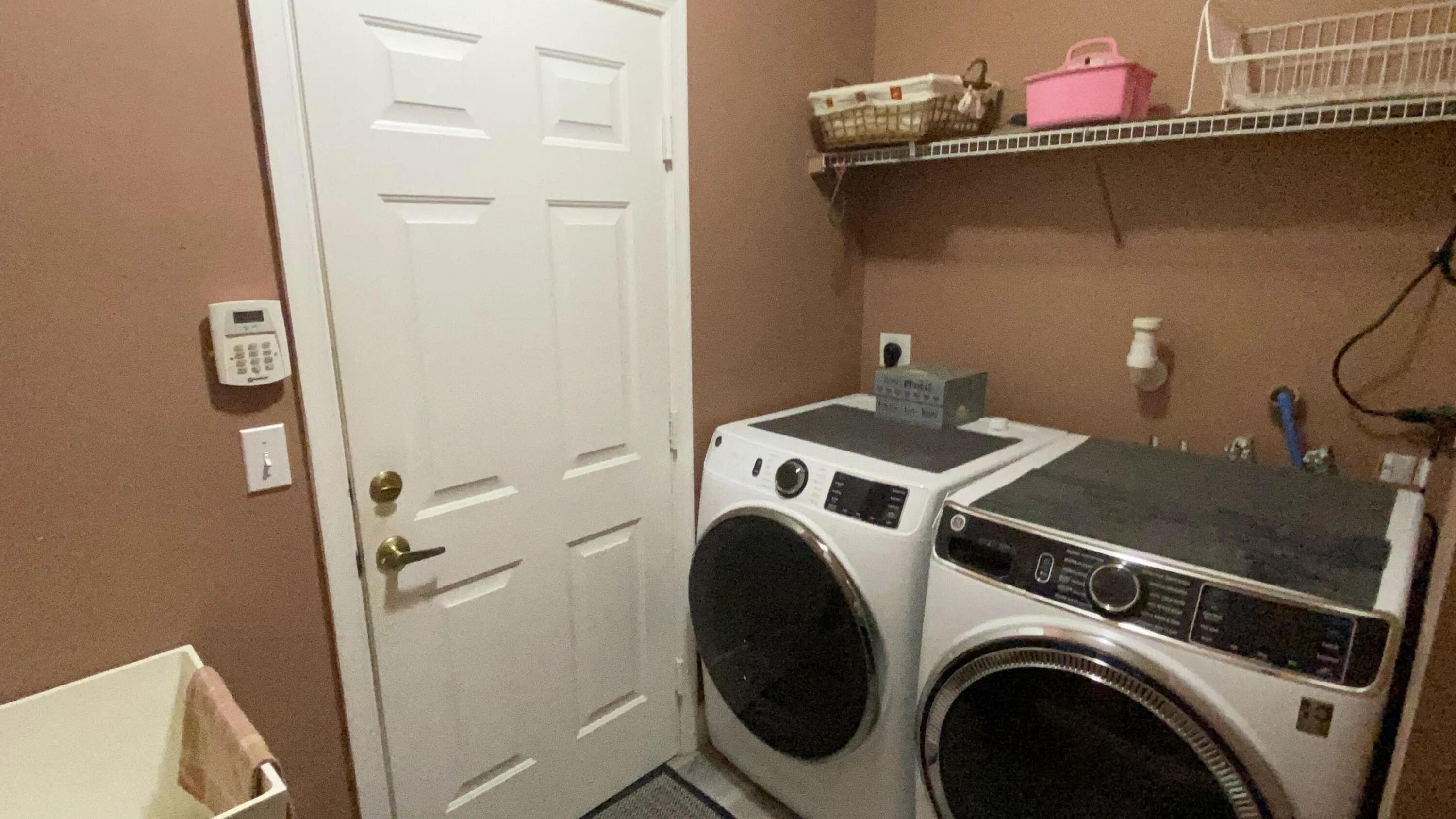 Laundry Room 1