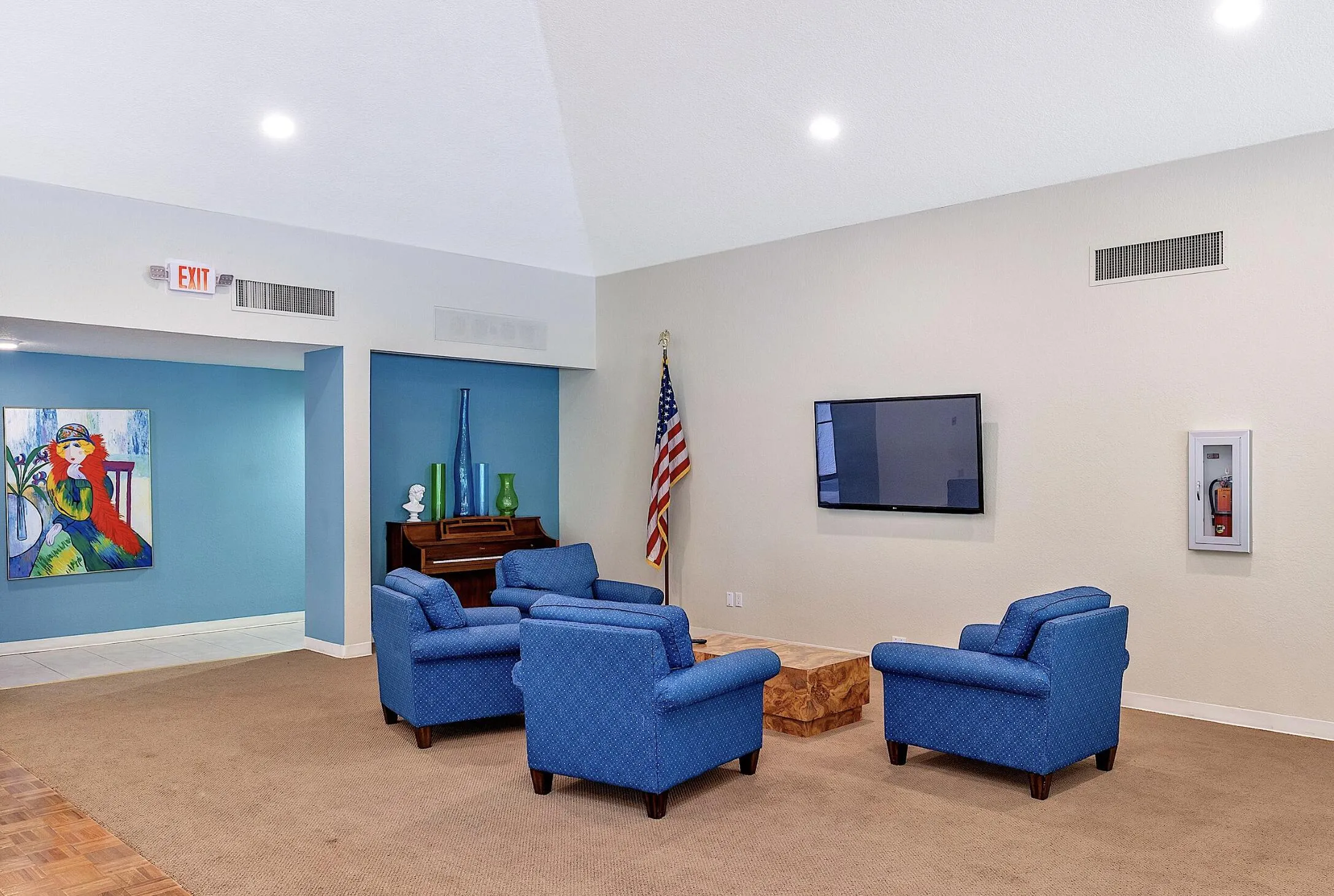 Clubhouse TV/ Lounge area