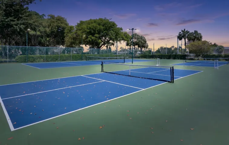 Tennis/Pickleball courts