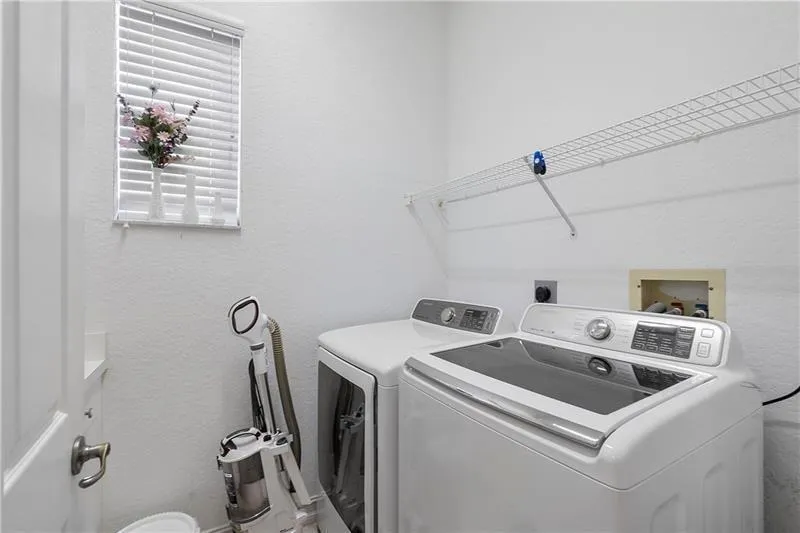 7008-nw-111th-terrace-parkland-fl-12