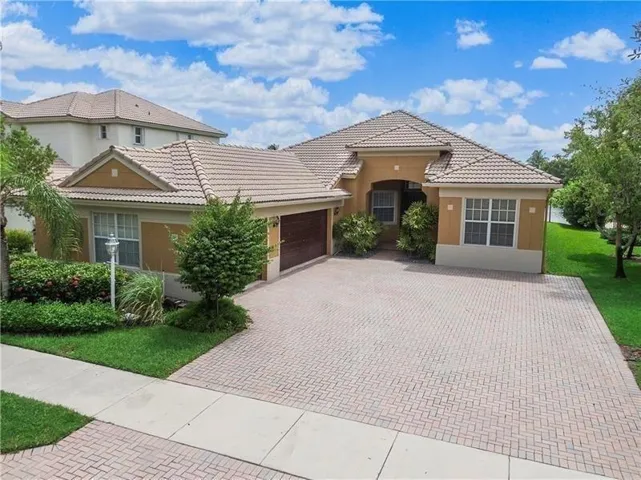 7008-nw-111th-terrace-parkland-fl-3 (1)