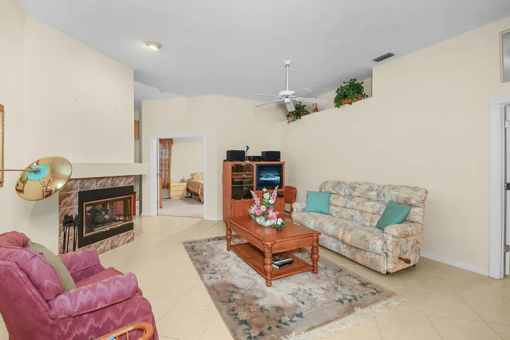 12-web-or-mls-500_7700