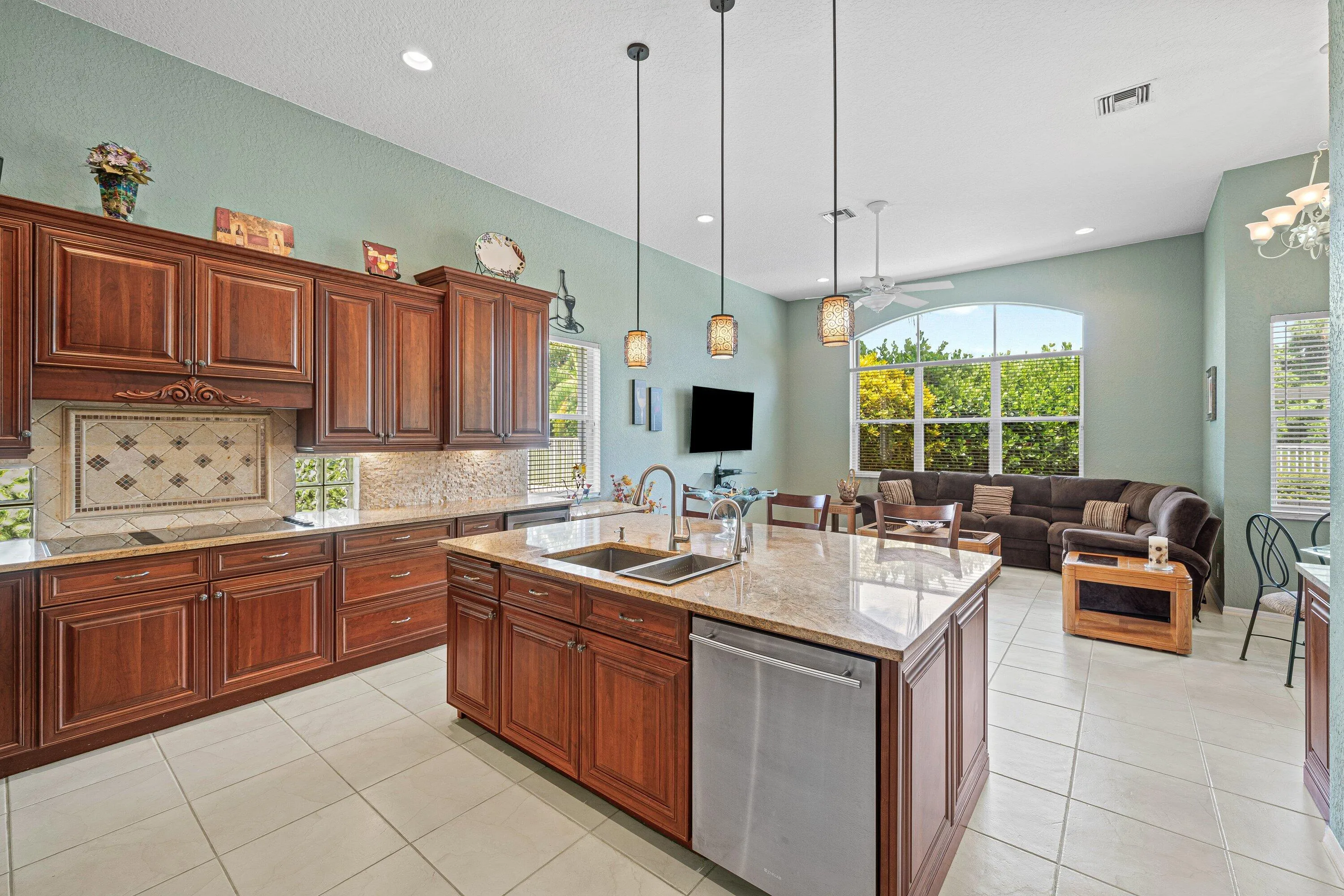 025-18648OceanMistDrive-BocaRaton-FL-334