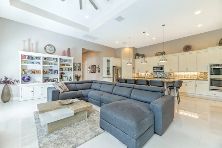 20260321 - 11825 Kalmar Cir N - MR-15