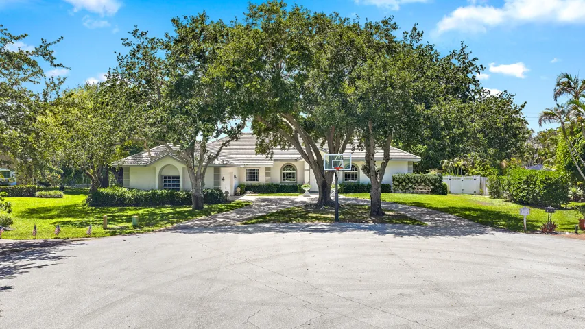 3 Loggerhead Ln-25