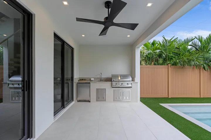 Summer Kitchen