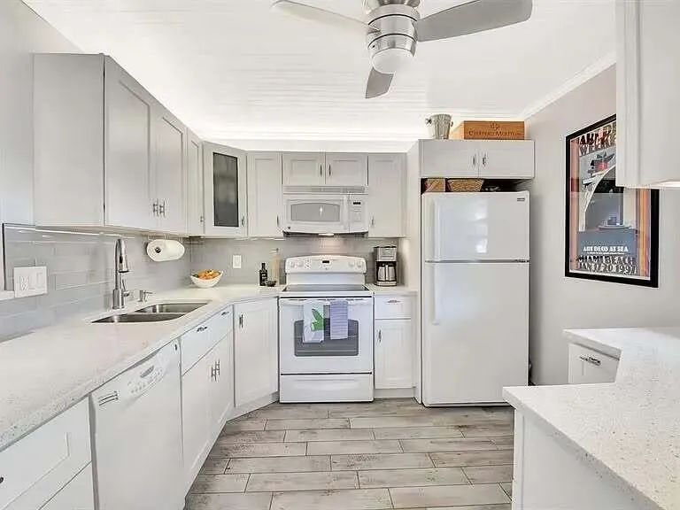 Kitchen 2