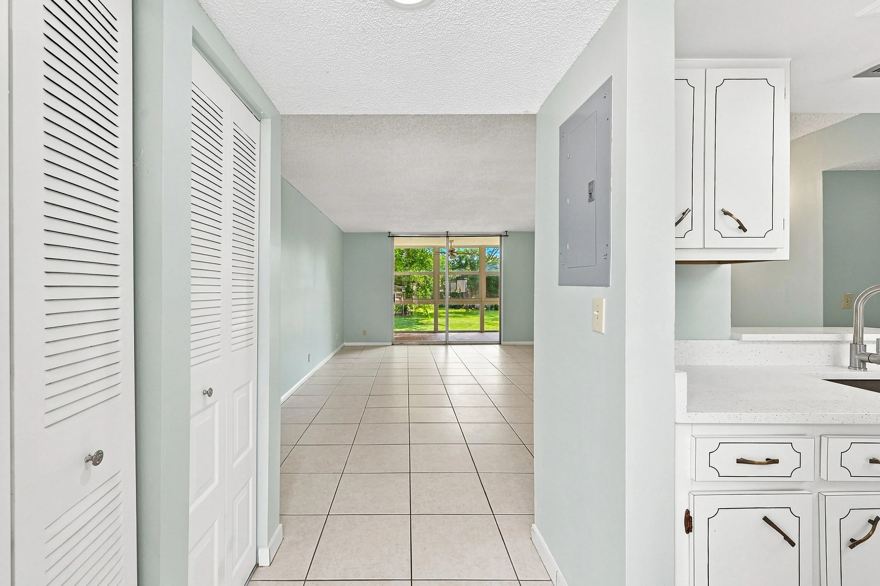 04_foyer