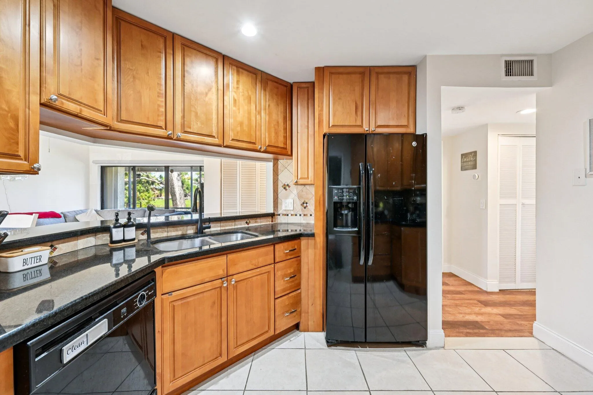 Kitchen Sink Area
