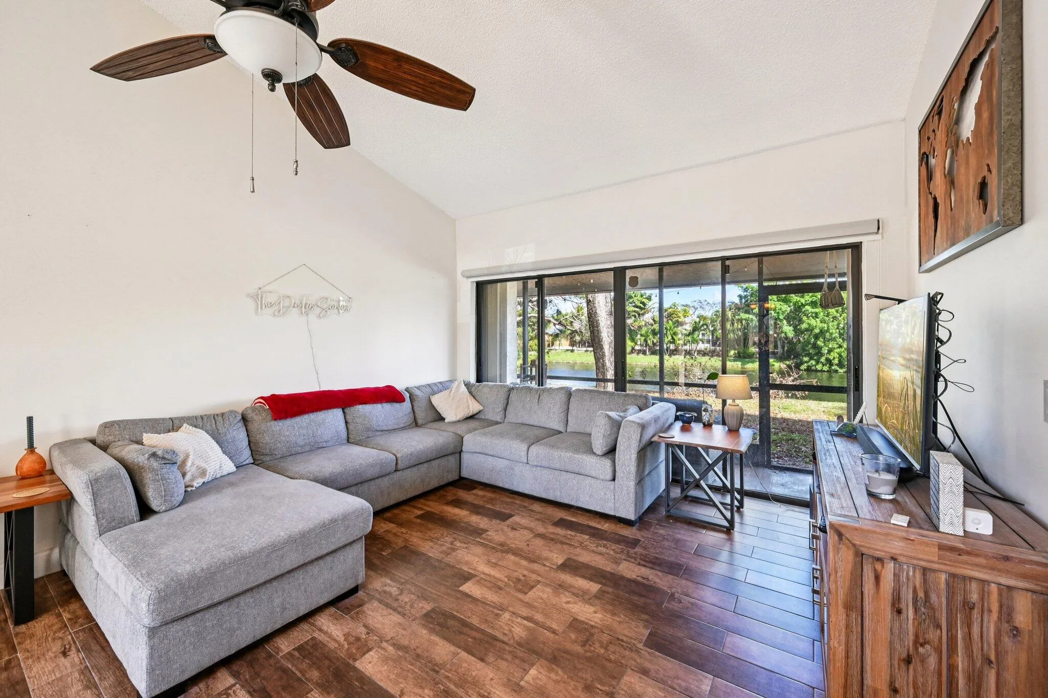 7-web-or-mls-Via De Casas Sur 103-S2103-