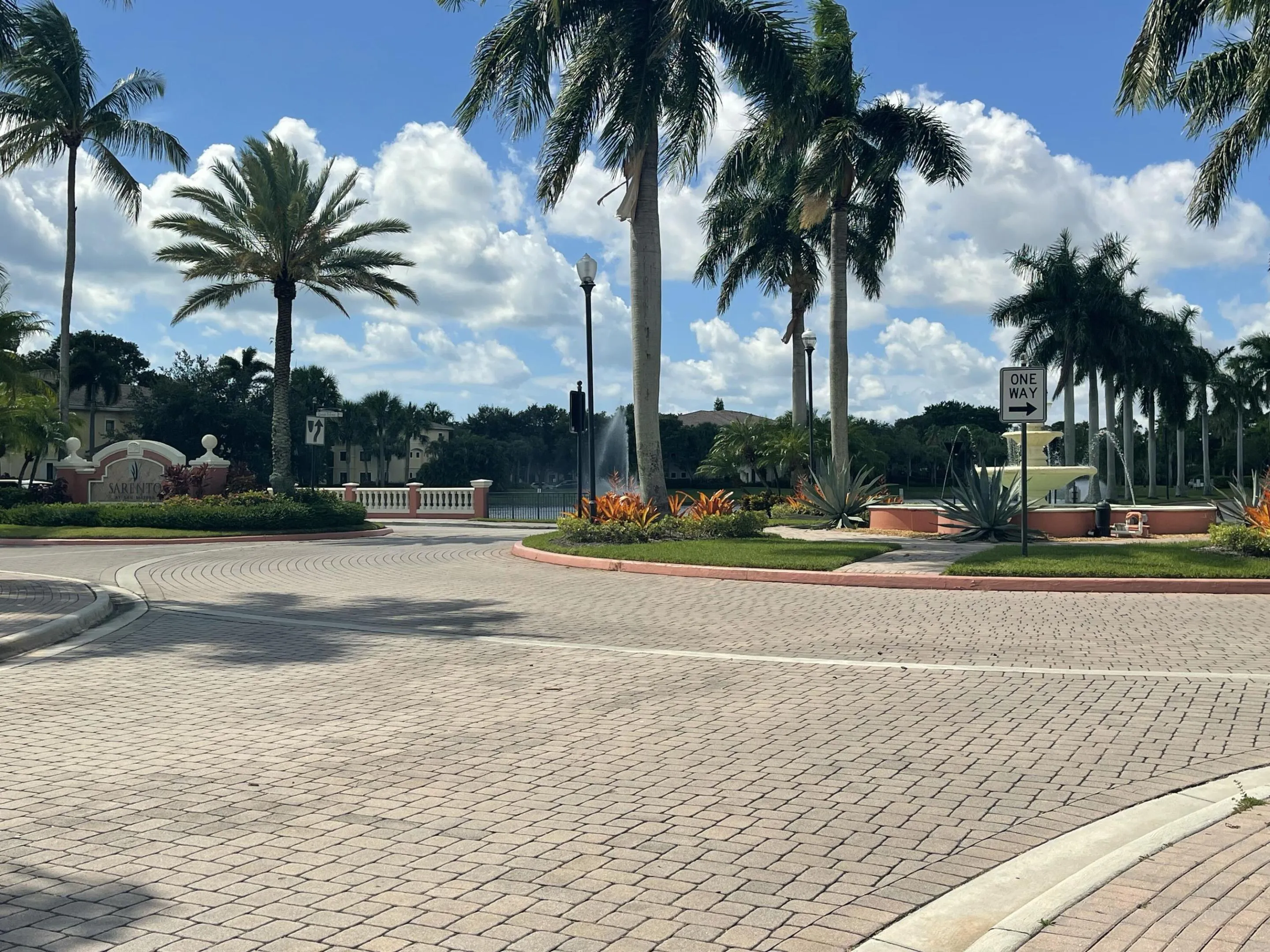 2729 ANZIO CT 30