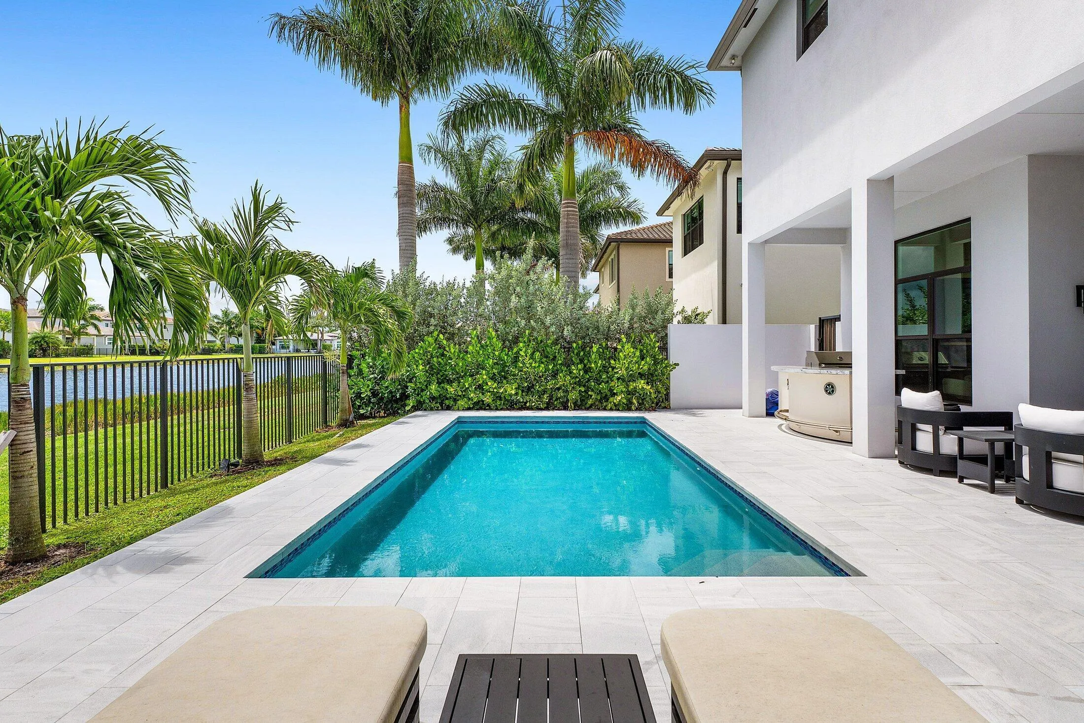 064-9022ChauvetWay-BocaRaton-FL-33496-SM