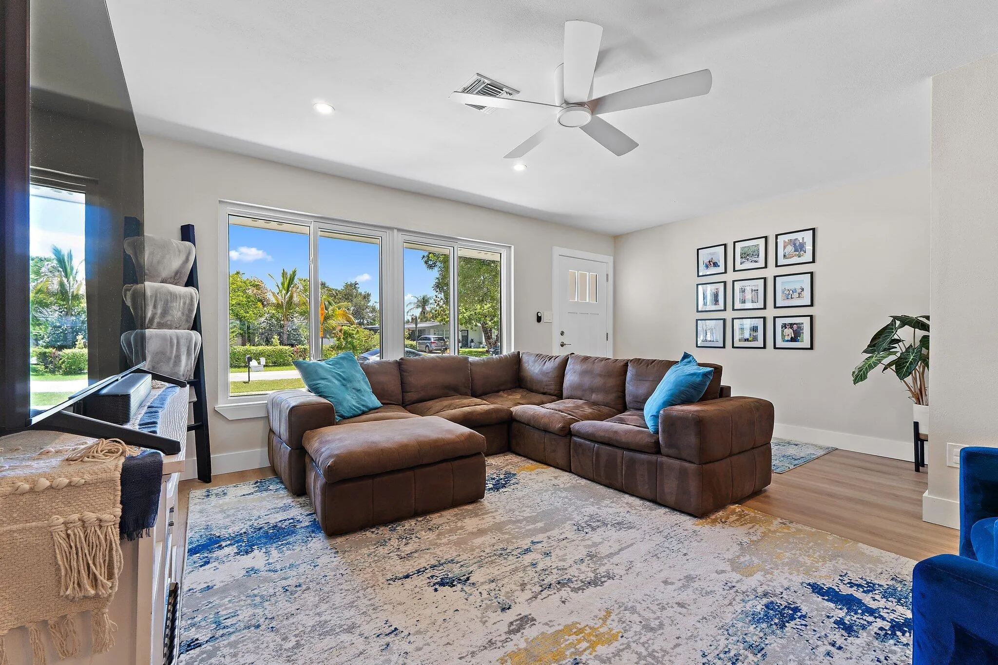 037-417PhiladelphiaDr-Jupiter-FL-33458-S